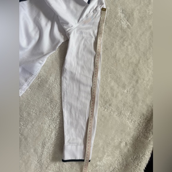 White Button-Up Shirt with Black Trim ( Banana Republic) - Picture 6 of 6